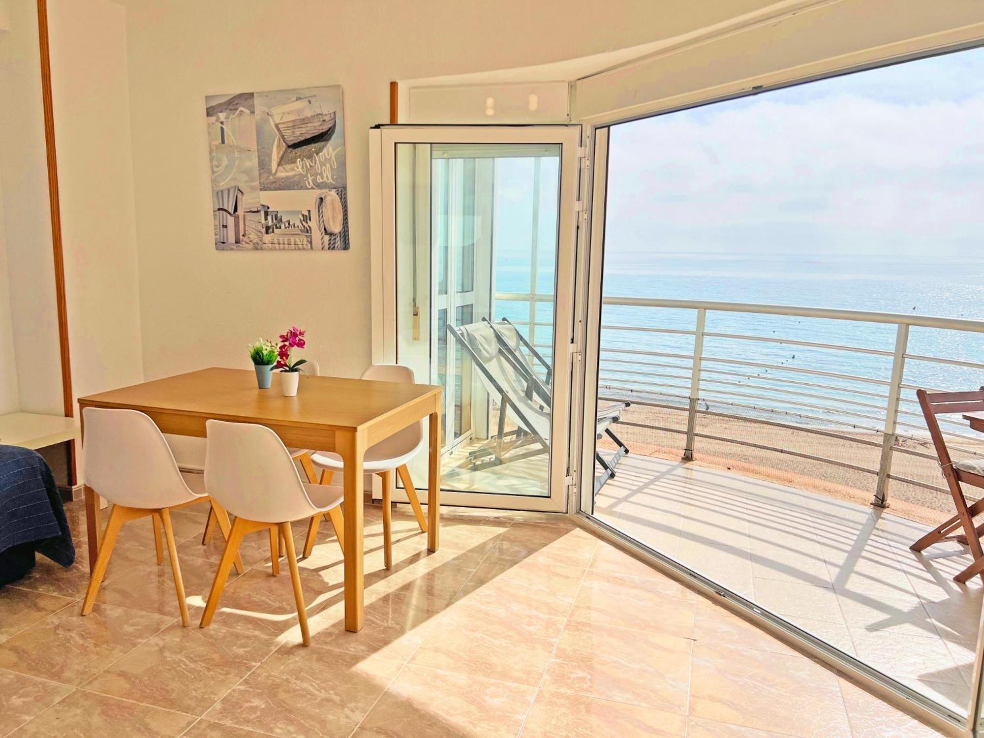 Appartamento Ático en 1ª línea con impresionantes vistas al mar El Campello Esterno foto
