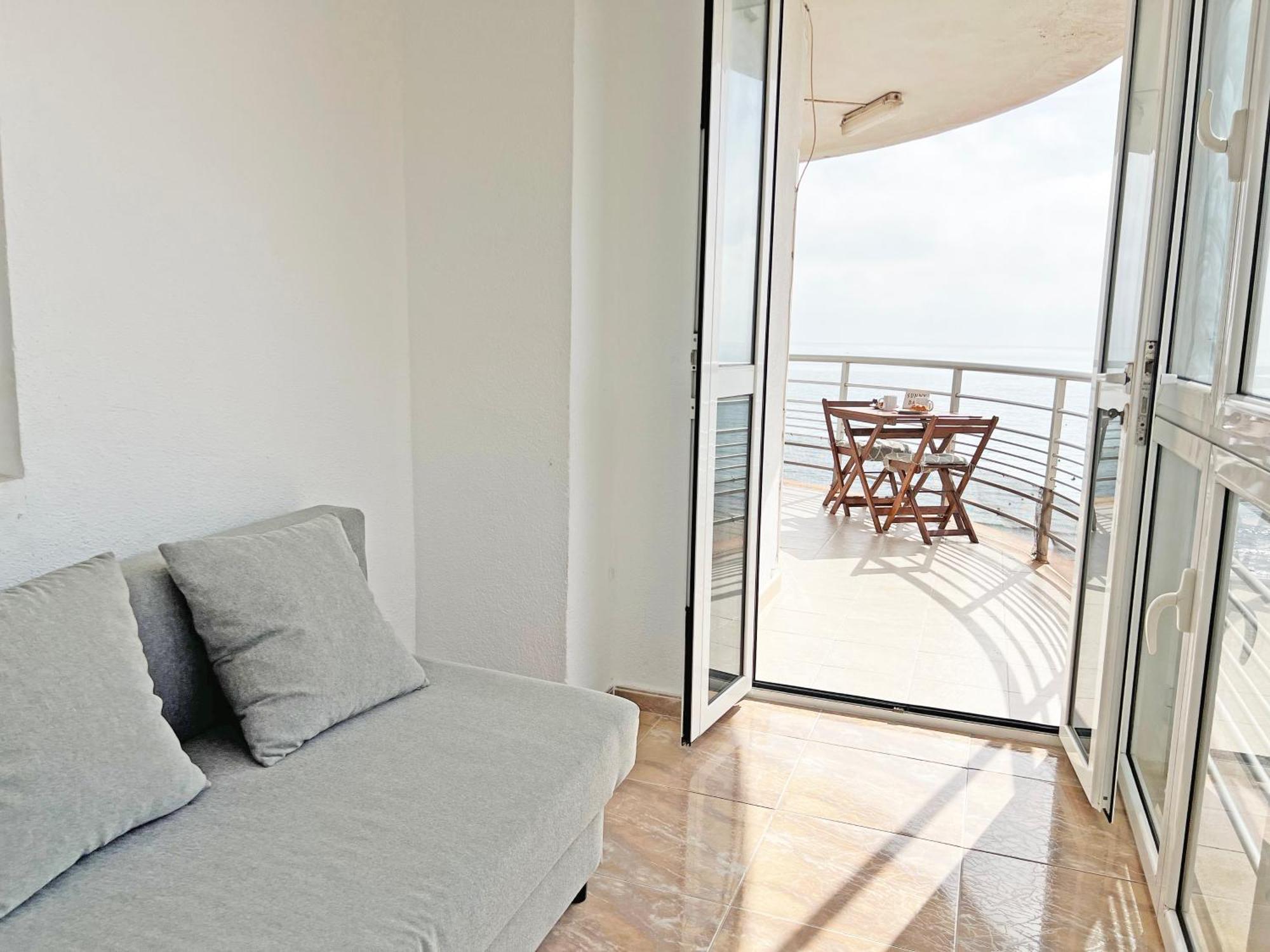 Appartamento Ático en 1ª línea con impresionantes vistas al mar El Campello Esterno foto