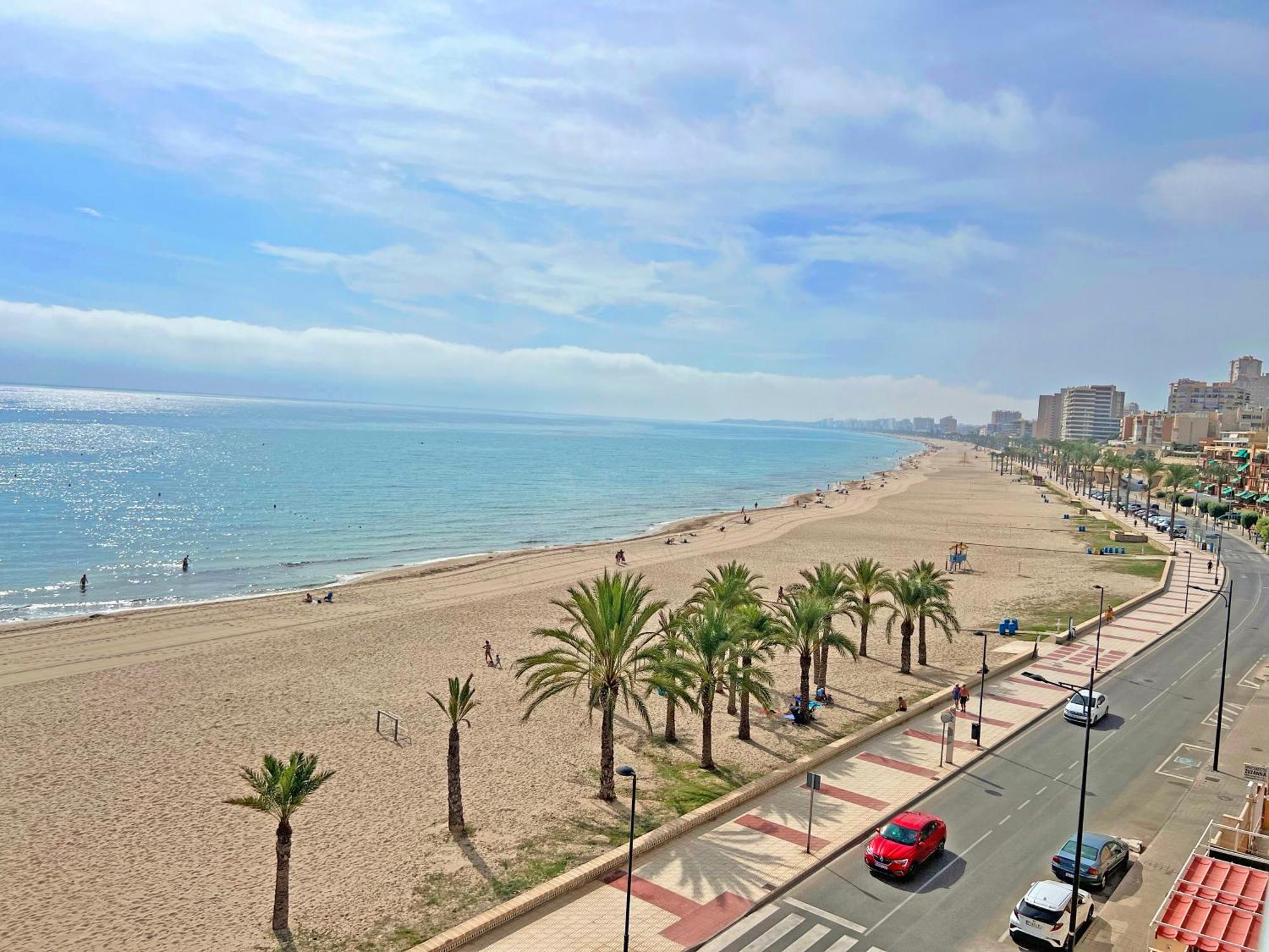 Appartamento Ático en 1ª línea con impresionantes vistas al mar El Campello Esterno foto