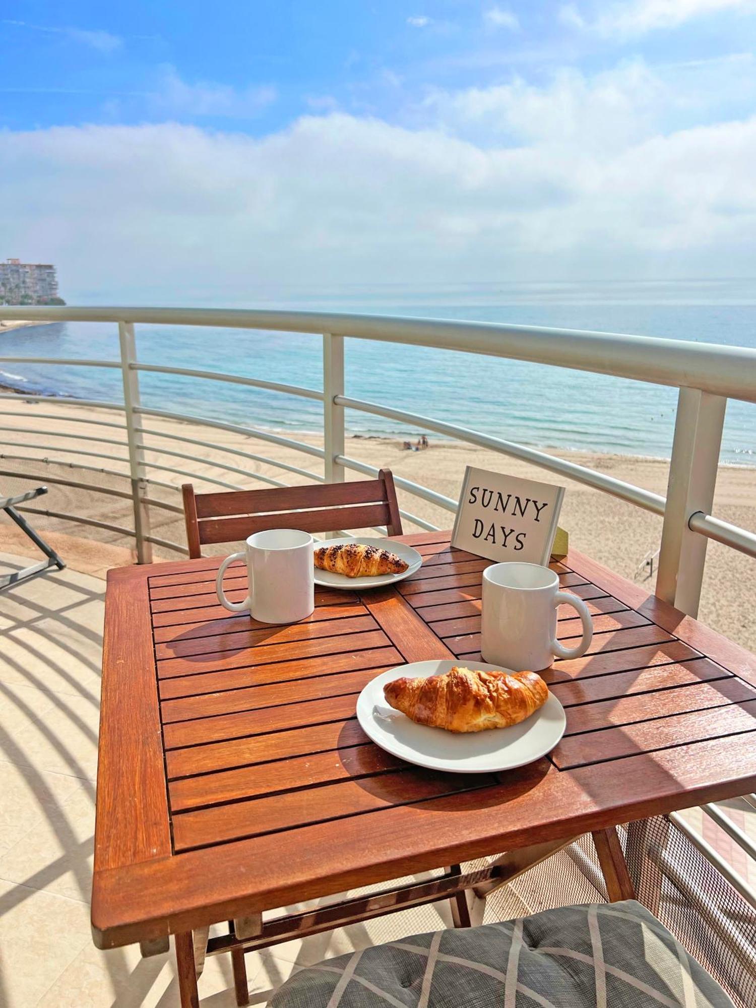 Appartamento Ático en 1ª línea con impresionantes vistas al mar El Campello Esterno foto